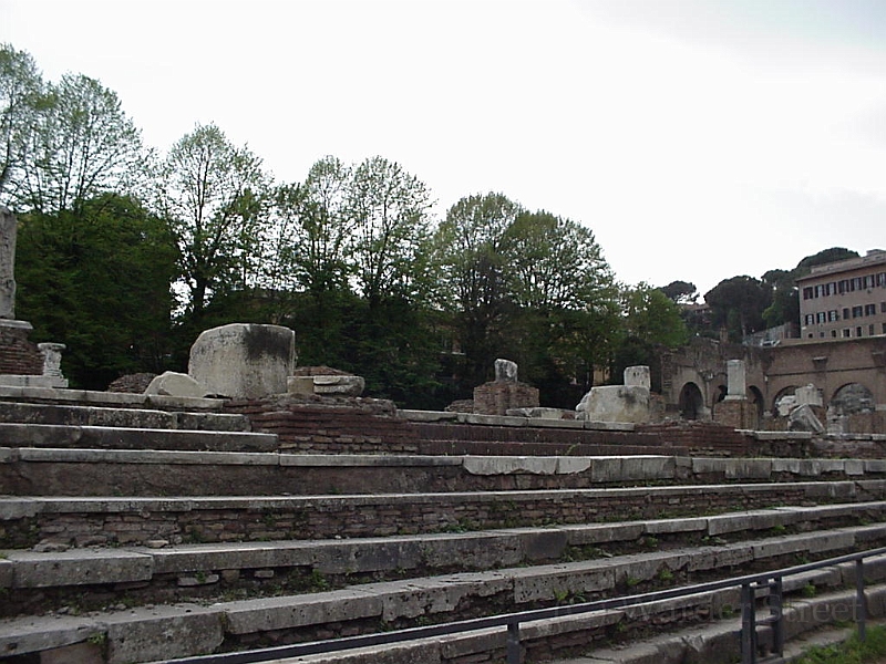 Roman Forum or Vestial Virgins or Roman Senate 07.jpg